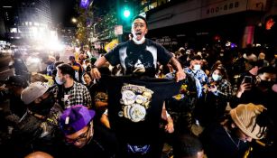 Fans Lakers en celebración