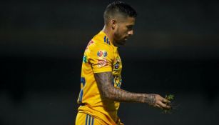 Aquino se lamenta en un juego de Tigres