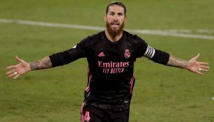 Sergio Ramos durante un duelo con el Real Madrid 