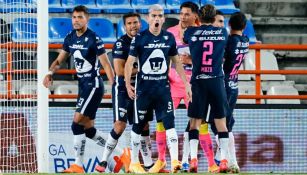 Jugadores de Pumas en festejo