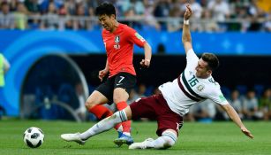 Heung-Min Son deja en el camino a Héctor Herrera