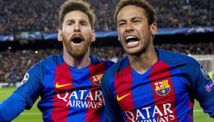 Messi y Neymar festejan un gol del Barcelona