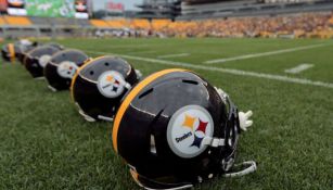 Cascos de Pittsburgh en el emparrillado