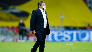 Miguel Herrera en partido con América