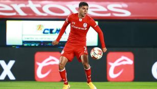 Alan Medina durante un partido con Toluca