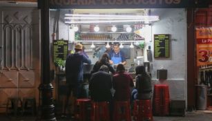 Puesto de tacos en la Ciudad de México