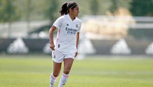 Kenti Robles en partido con el Madrid