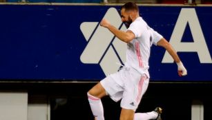 Karim Benzema celebrando un gol conseguido