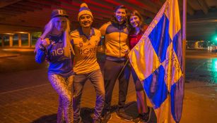 Fans de Tigres festejan el título en la Macroplaza 