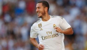 Eden Hazard durante un duelo con el Real Madrid 