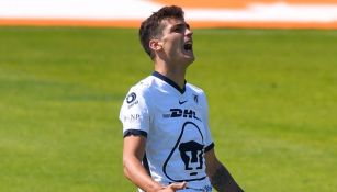 Juan Dinenno en un partido con los Pumas