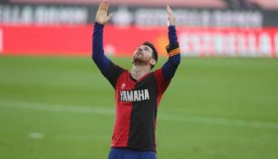 Messi homenajeó a Maradona con una playera de Newell's Old Boys