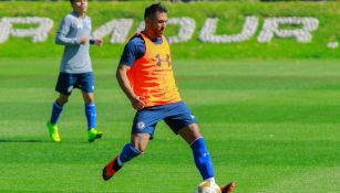 Cruz Azul: Juan Reynoso cuenta con Pol Fernández y Walter Montoya; Angulo no entra en planes