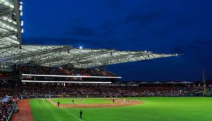 El estadio Alfredo Harp albergando un partido de la LMB