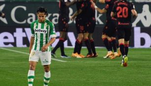 Diego Lainez durante un partido con el Betis