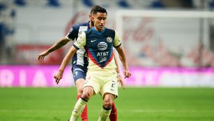 Luis Fuentes durante un partido con América