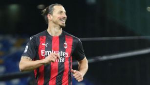 Video: Zlatan Ibrahimovic presumió golazo estilo 'ninja' en entrenamiento