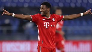 David Alaba durante un partido con Bayern Munich