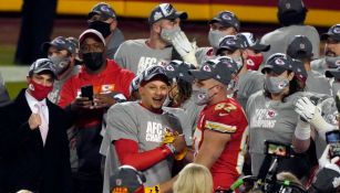 Jugadores de los Chiefs tras ganar la Final de la Conferencia Americana