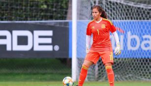 Cecilia Santiago durante un partido con el Tri Femenil