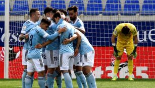 Jugadores del Celta celebran gol vs Huesca