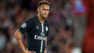 Neymar Jr. durante un duelo con el PSG 