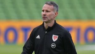 Ryan Giggs previo a un duelo de la selección de Gales 