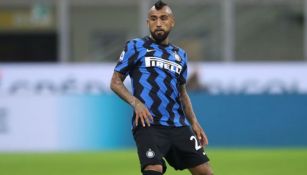 Arturo Vidal durante un duelo con el Inter de Milán 