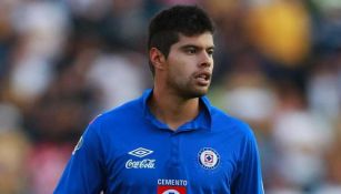 Nestor Araujo en partido con Cruz Azul