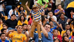 Afición de Tigres en el Universitario previo a la pandemia por Covid-19