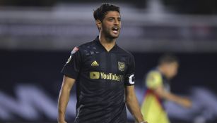 Carlos Vela durante un partido con LAFC