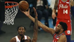 Acciones entre los Philadelphia 76ers y los New York Knicks