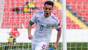 Carlos Rodríguez festeja un gol con la Selección en el Preolímpico 