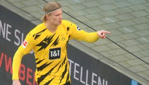 Erling Haaland durante un partido con Borussia Dortmund