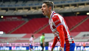 Chivas: Isaác Brizuela abogaría por la permanencia de Vucetich