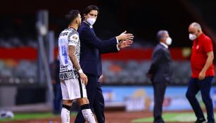 Santiago Solari le da instrucciones a Benedetti