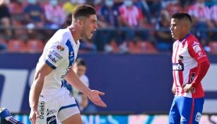 Ormeño tras anotar el primer gol del Puebla