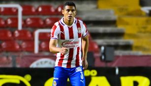 Tiba Sepúlveda durante un duelo con Chivas 