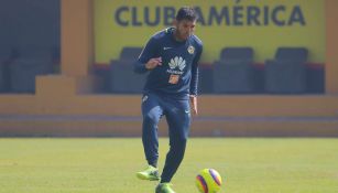 Silvio Romero en entrenamiento