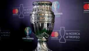 Trofeo de la Copa América es exhibido