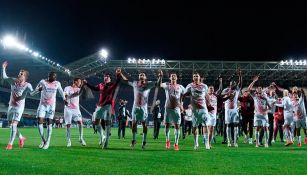 Jugadores del Milan celebran el pase a la Champions