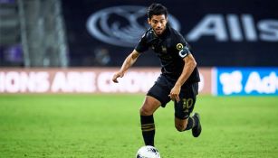 Carlos Vela durante un partido con LAFC