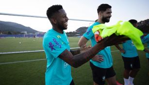 Fred entrena con la selección brasileña