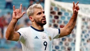 Kun Agüero en festejo con la selección argentina