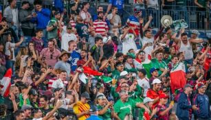 Aficionados en el México contra Costa Rica