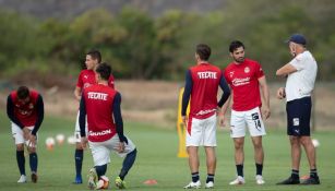 Chivas en su pretemporada en Barra de Navidad