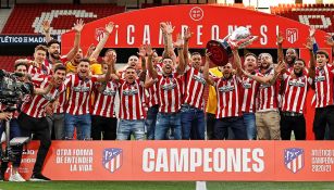 Jugadores de Atlético de Madrid festejan el titulo de LaLiga