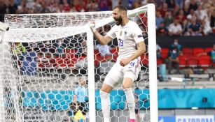 Karim Benzema celebrando un gol con Francia