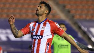 Lucas Passerini en partido con Atlético San Luis