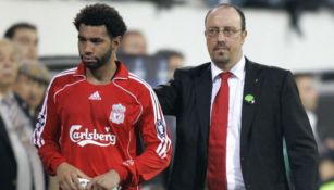 Pennant  y Rafa Benítez en un partido del Liverpool